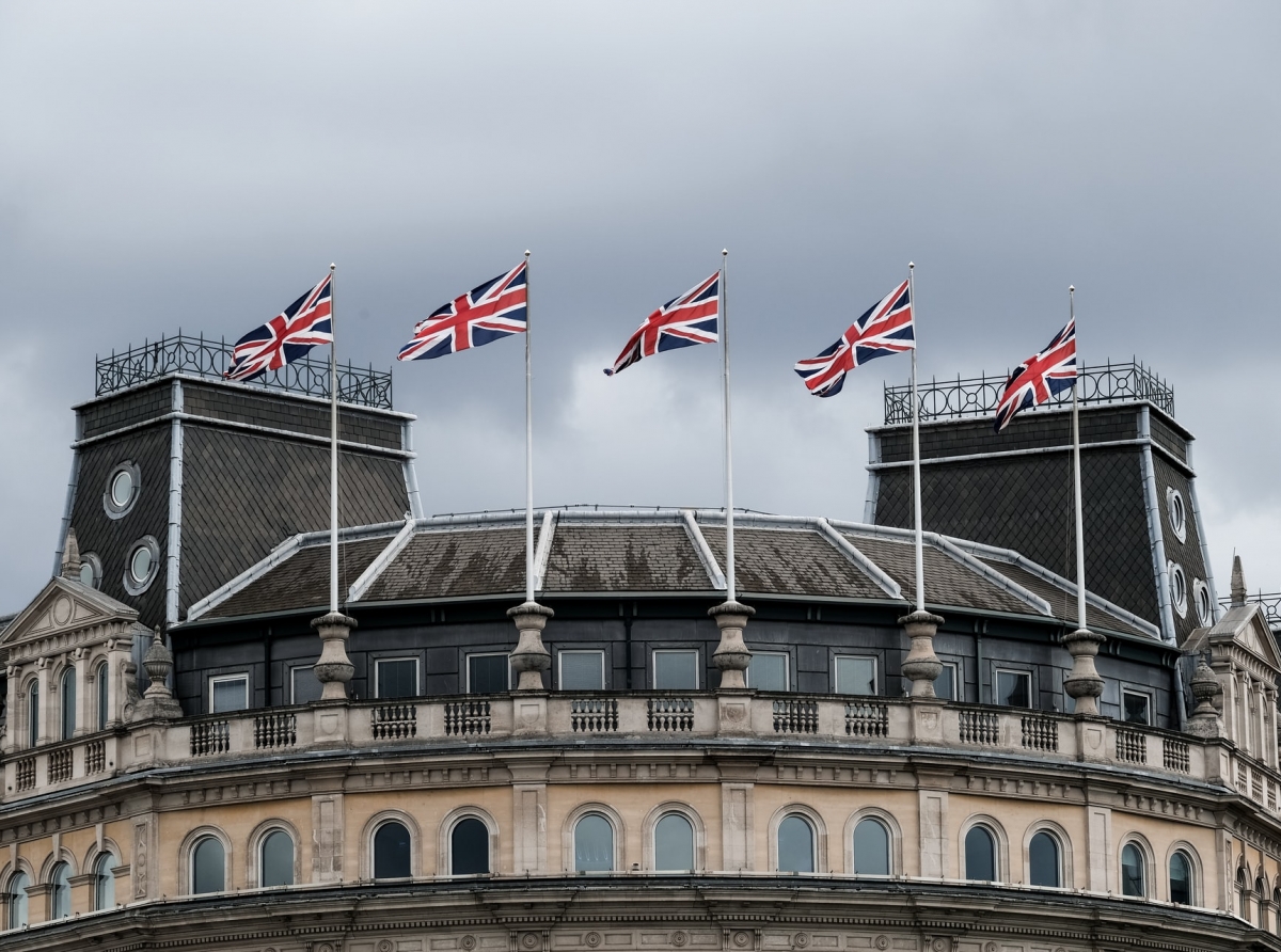 Former U.K. finance minister urges regulators to change attitudes toward cryptocurrencies