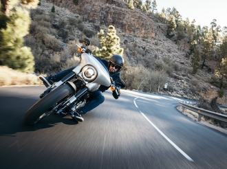 Understanding Flipping: The High-Risk Strategy Traders Use to Make Quick Profits