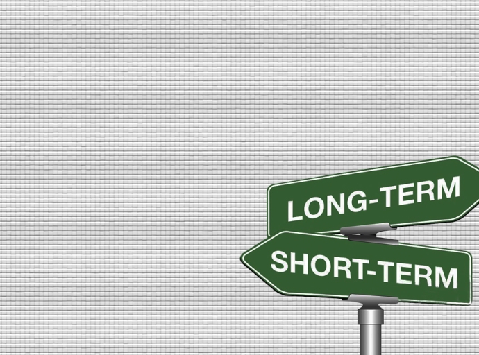 Long-Term vs. Short-Term Forex Trading