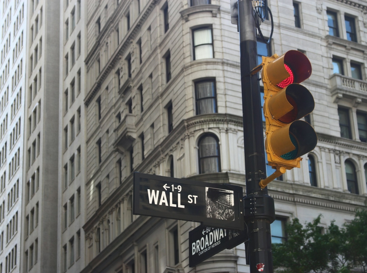 Are Trading Signals from Brokers Worth It?