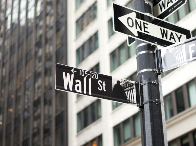 How Fundamental Factors Work and Influence the Market
