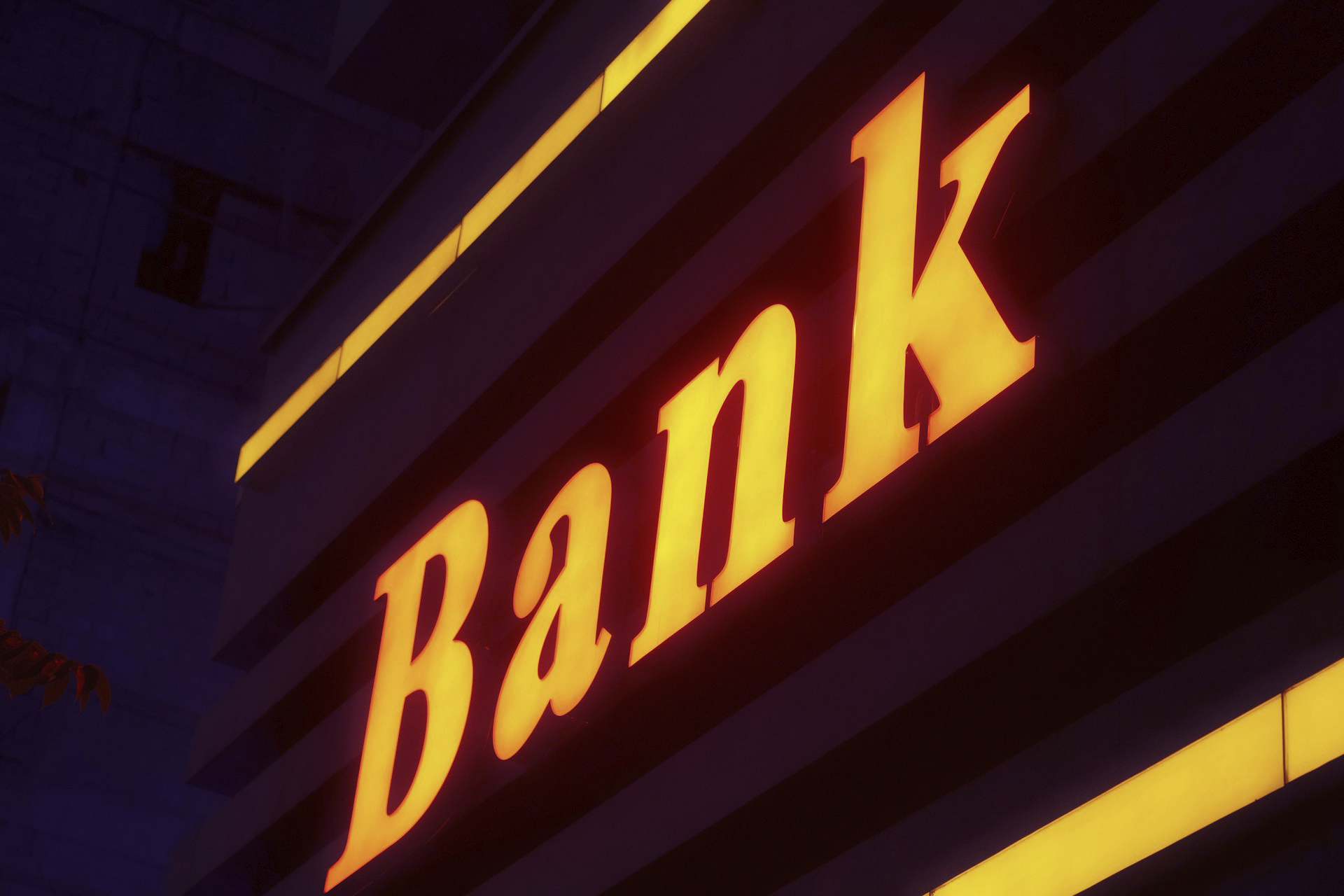 The Future of Finance: Cryptocurrencies and Their Impact on Traditional Banking The Future of Finance: Cryptocurrencies and Their Impact on Traditional Banking