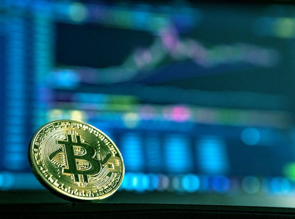 Crypto-Fiat Gateways: Protecting Against Forex Inflation