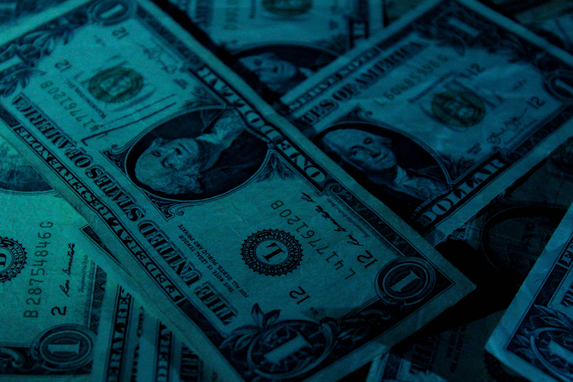 Dark Pools: Hidden Liquidity That Saves You From Slippage