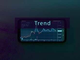 Trend Reversals in EUR/USD and USD/JPY: The Impact of Volumes, Analytics, and Trading Strategies