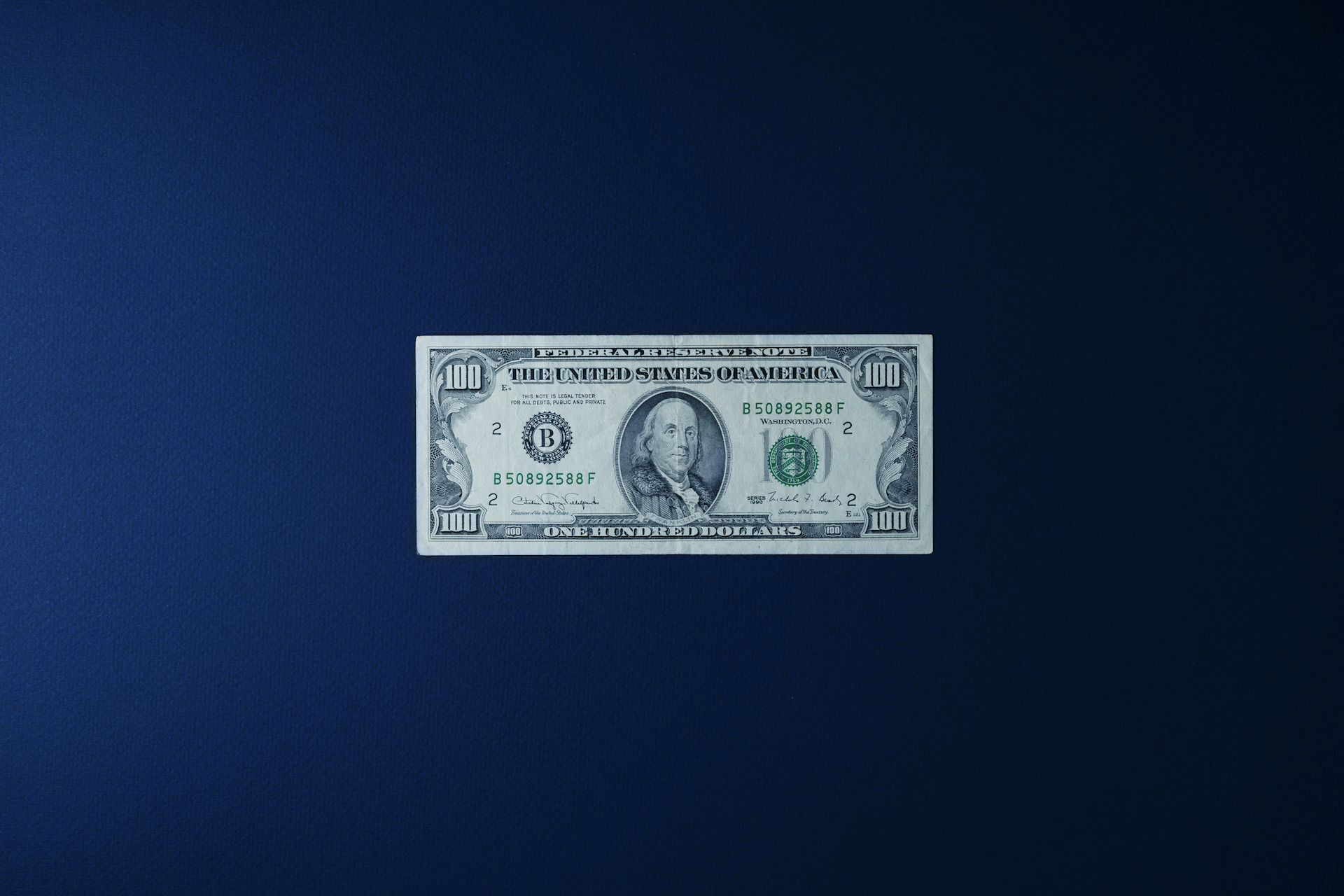 Dollar-Cost Averaging (DCA): Stability vs. Market Uncertainty