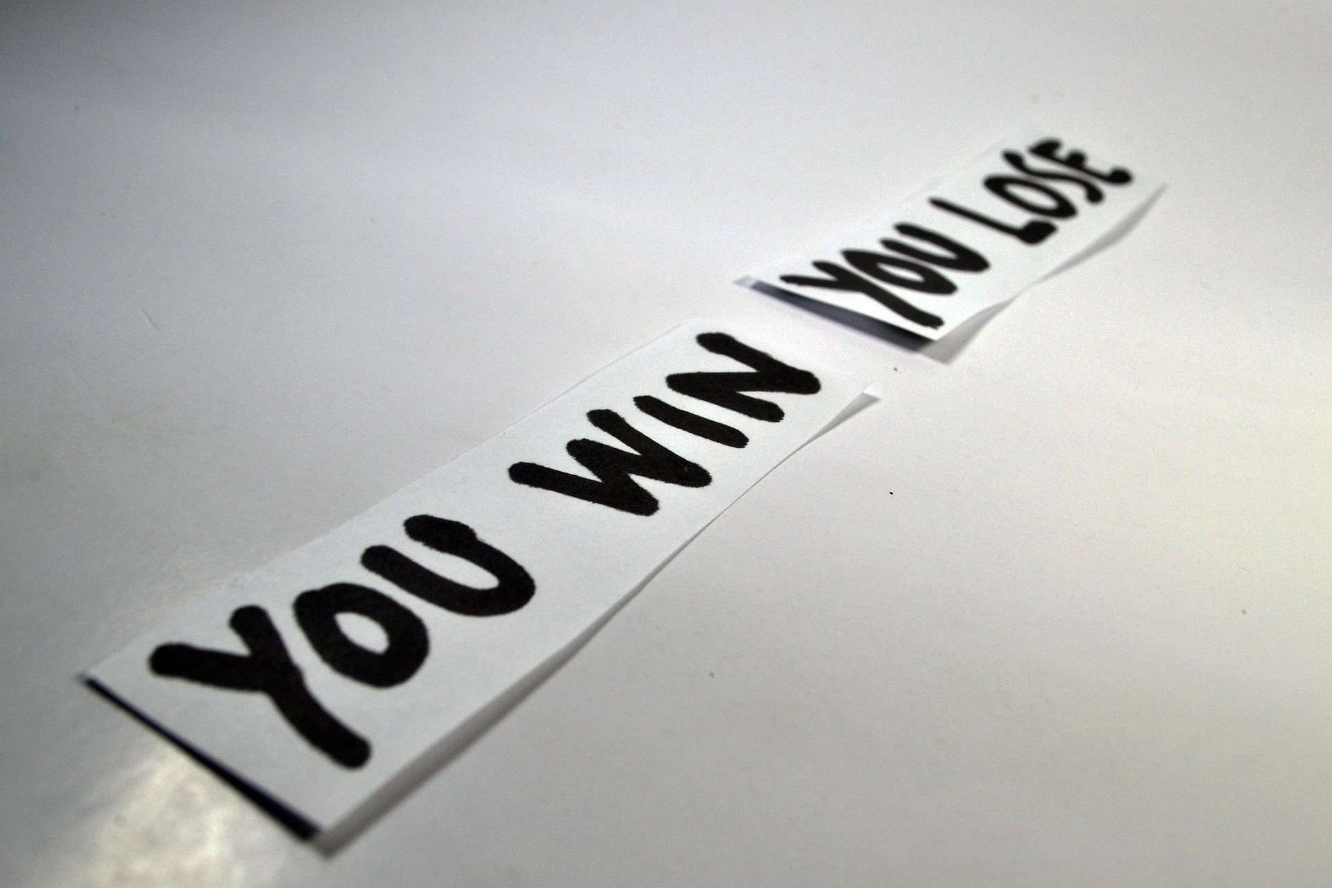 Why 90% of Traders Lose Money: Mass Psychology Explained Why 90% of Traders Lose Money: Mass Psychology Explained