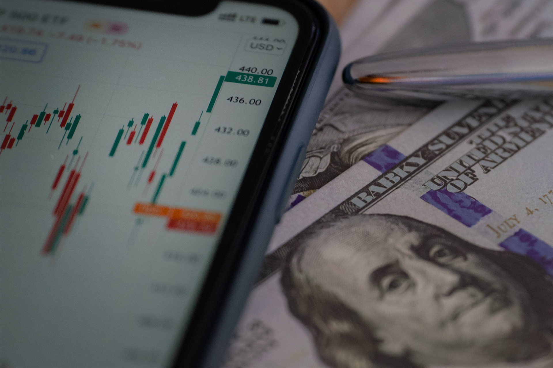 Forex: Fundamental Factors – How They Work and Why They Determine Market Direction