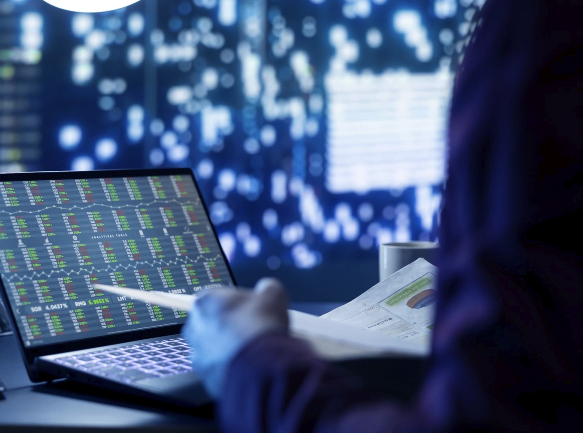 Binary Options as a Hedge: 90% Payouts for Volatility Protection