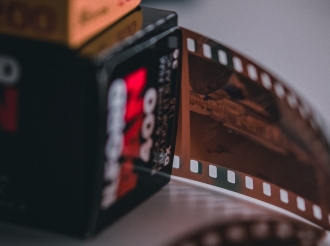 Forex in Popular Culture: How Currency Markets Entered Film, Literature, and Music