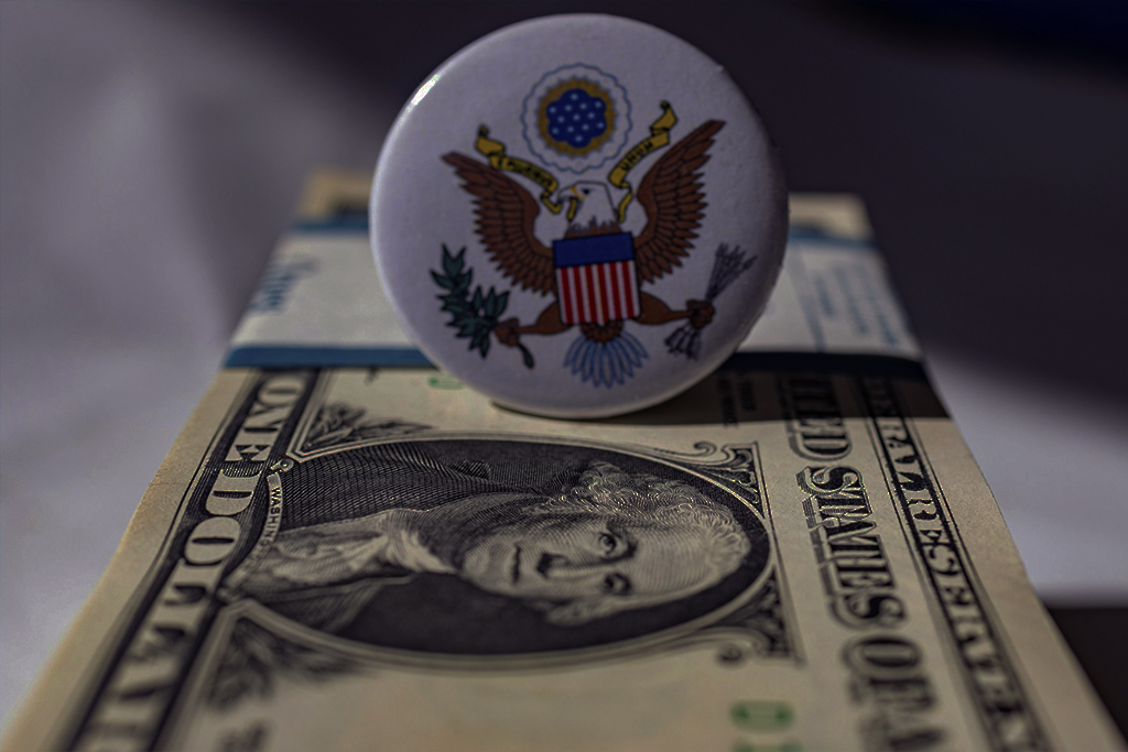 The U.S. Dollar May Continue to Fall: Why a Weaker Dollar Is a Double-Edged Sword for America Meta description